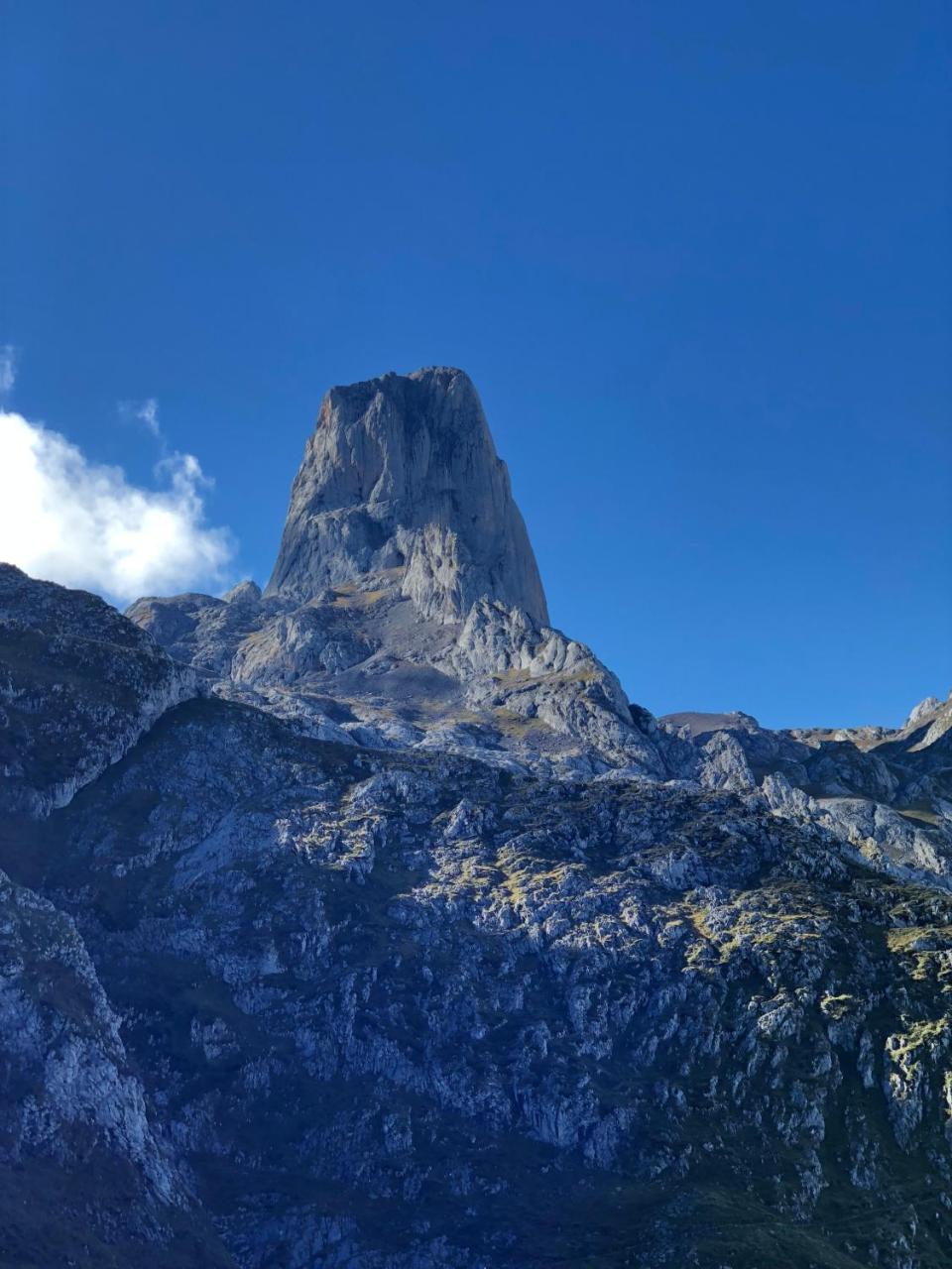 Albergue Villa De Bulnes Esterno foto